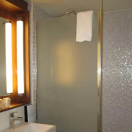 Hotel Campanile Saint-etienne Est-