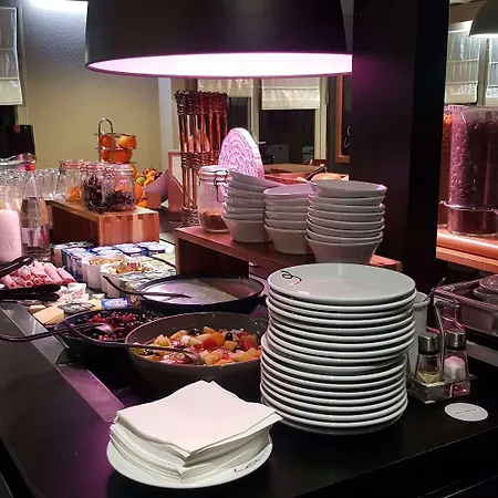 Otel Campanile Saint-etienne Est-
