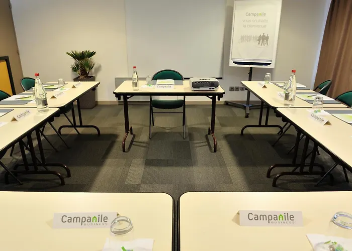 Campanile Saint-etienne Est- 3*