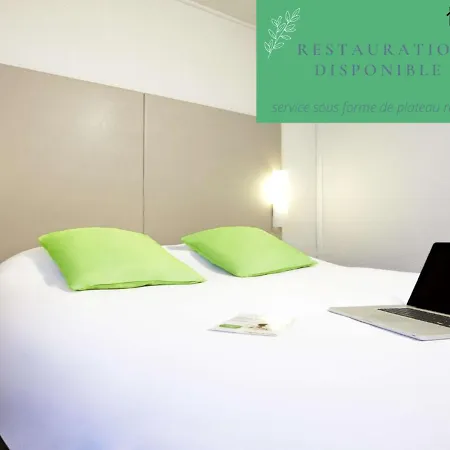 Campanile Saint-etienne Est- Hotel 3*