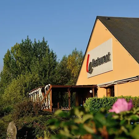 Hotel Campanile Saint-etienne Est- 3*