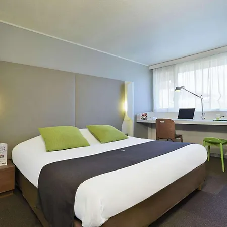 Hotel Campanile Saint-etienne Est-
