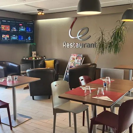 Hotel Campanile Saint-etienne Est- Saint-Chamond