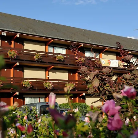 Campanile Saint-etienne Est- Hotel 3*