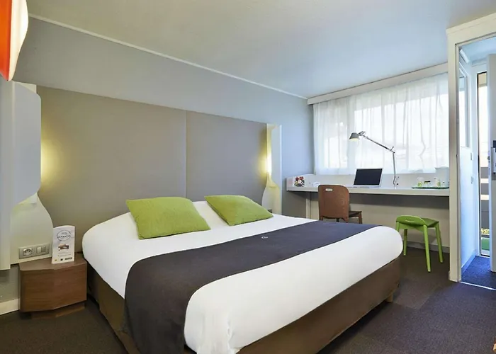 Hotel Campanile Saint-etienne Est-